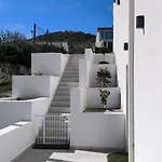 Vacation Labudica Near Sibenik, 3 Sobe Villa *