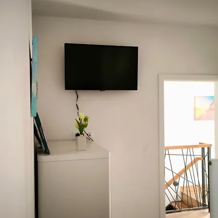 Вилла Vacation Labudica Near Sibenik, 3 Sobe