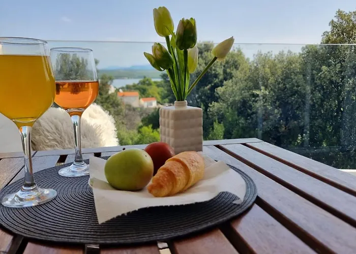 Vacation Labudica Near Sibenik, 3 Sobe Вилла *