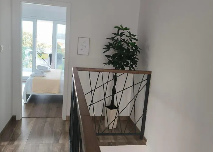 Vacation Labudica Near Sibenik, 3 Sobe Villa *